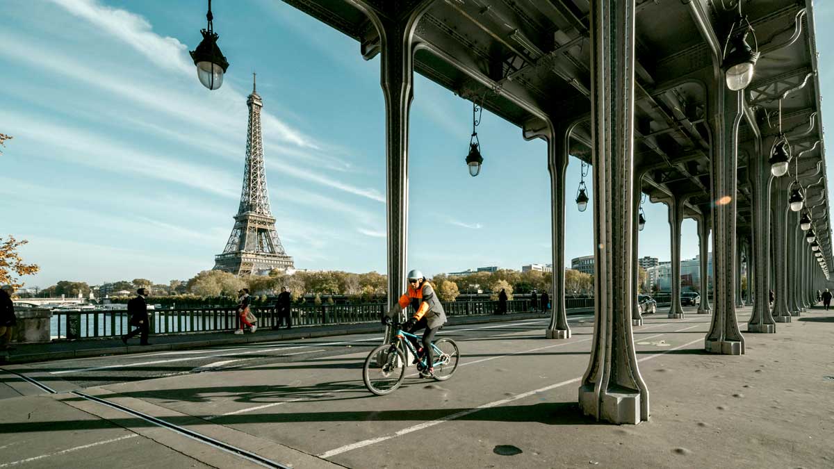 Οι Παριζιάνοι αγάπησαν το ποδήλατο
