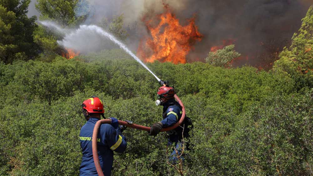 Κέρκυρα: Σε εξέλιξη η φωτιά στην περιοχή Κουραμαδίτικα