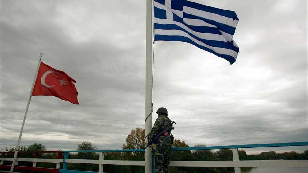 Ελεύθερος ο Έλληνας αστυνομικός