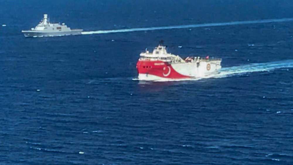 Τουρκικό ερευνητικό πλοίο στην ελληνική υφαλοκρηπίδα