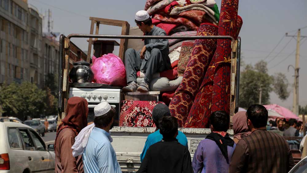 Οι Ταλιμπάν αντιμέτωποι με την οικονομική κρίση