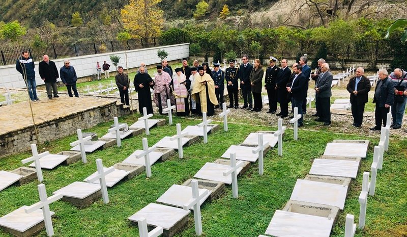 Αλβανία: Τελετή ενταφιασμού οστών Ελλήνων πεσόντων