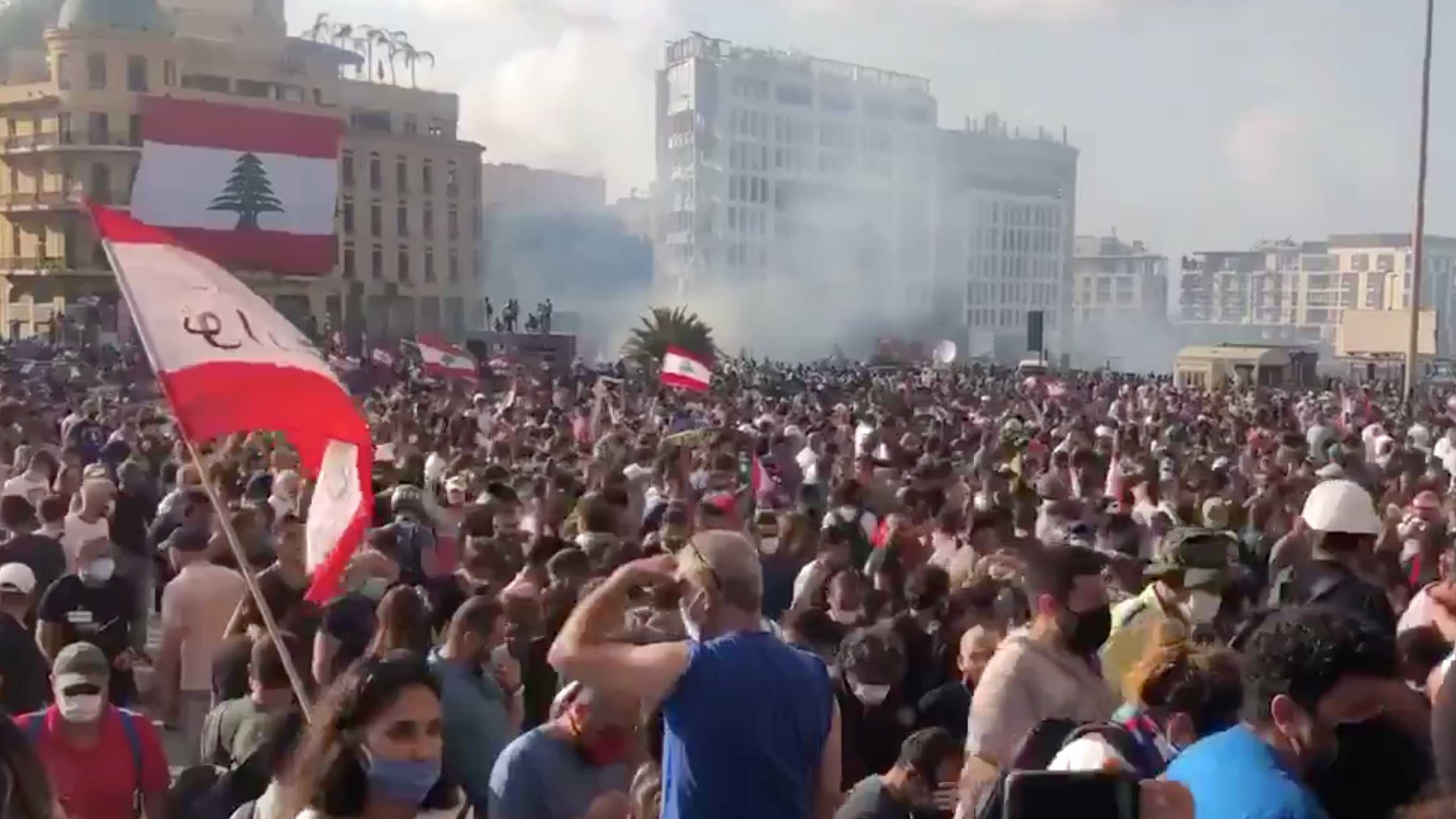 Βηρυτός: Έφοδος διαδηλωτών στο υπουργείο Εξωτερικών