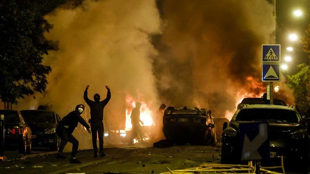 Εικόνα του άρθρου Γαλλία: Τρίτη νύχτα βίαιων ταραχών