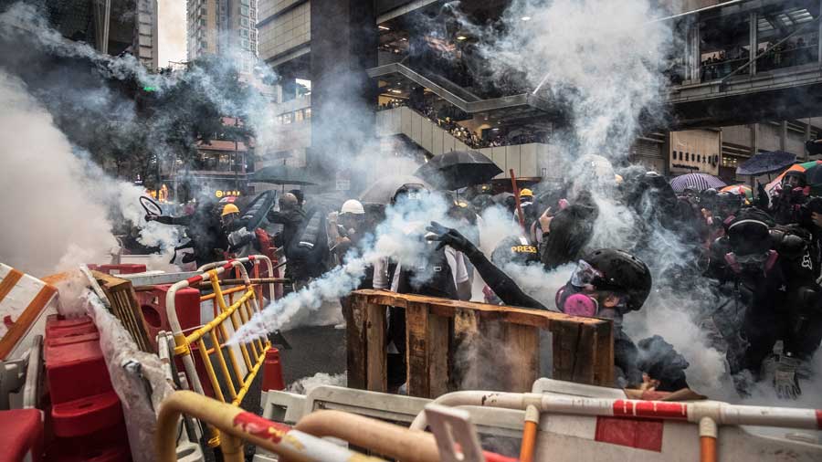 Χονγκ Κονγκ: Κλιμακώνεται η ένταση