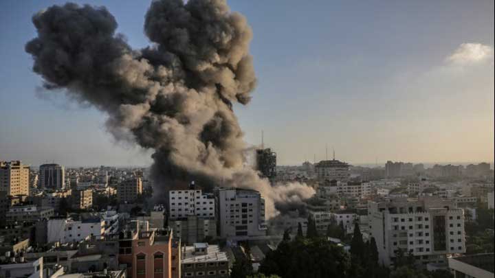 Το Ισραήλ κλιμακώνει τις επιδρομές στη Λωρίδα της Γάζας