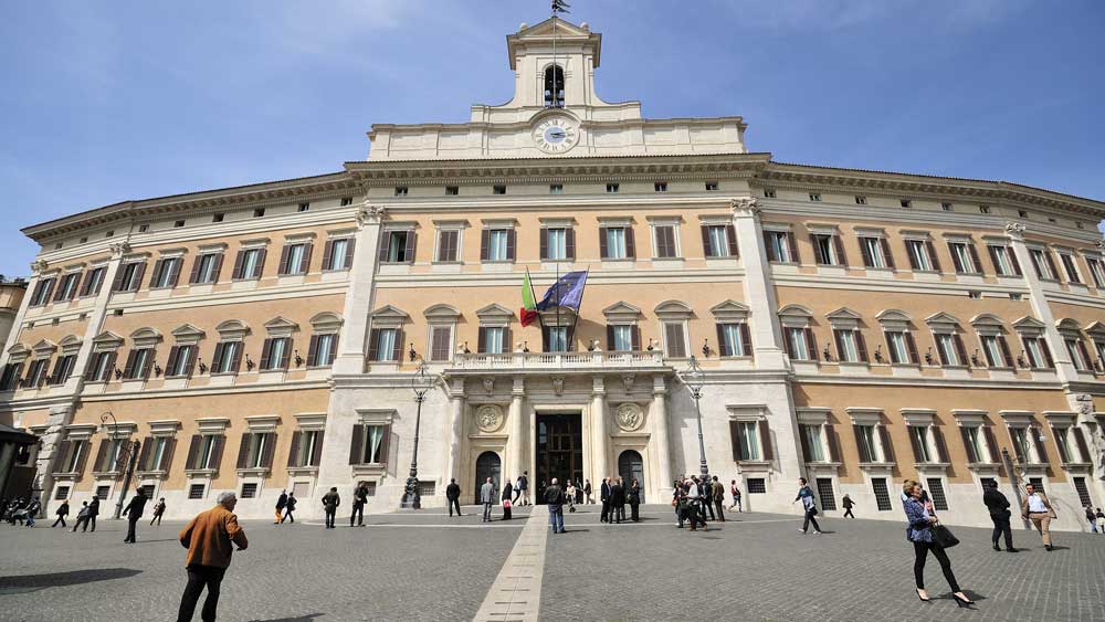 Η Ιταλία στην ενέδρα της ακροδεξιάς