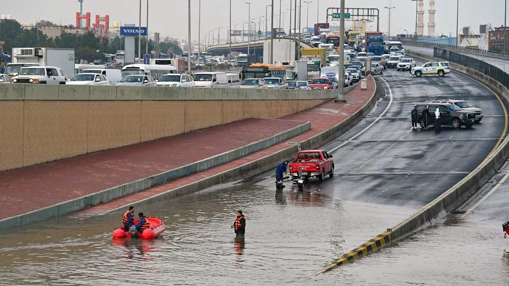 Εικόνα του άρθρου Καταρρακτώδεις βροχές πλήττουν τις χώρες του Κόλπου