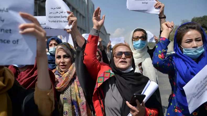 Εικόνα του άρθρου Οι Ταλιμπάν διέλυσαν με πυρά πορεία γυναικών