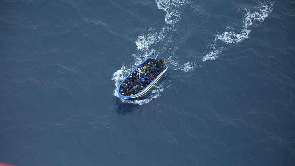 Ιταλία: Επιχείρηση διάσωσης 1.200 μεταναστών