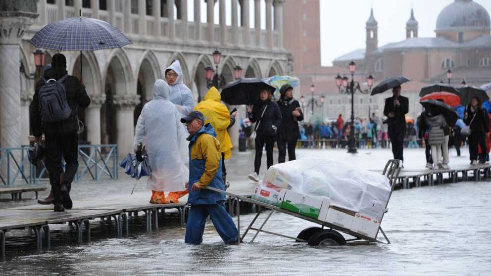 Εικόνα του άρθρου Η πλημμυρίδα «βύθισε» τη Βενετία