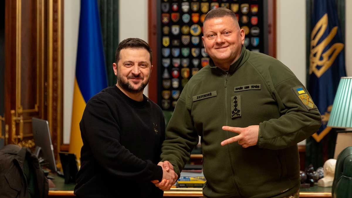 Ουκρανία: Ο Ζελένσκι απέλυσε τον ανώτατο διοικητή του στρατού