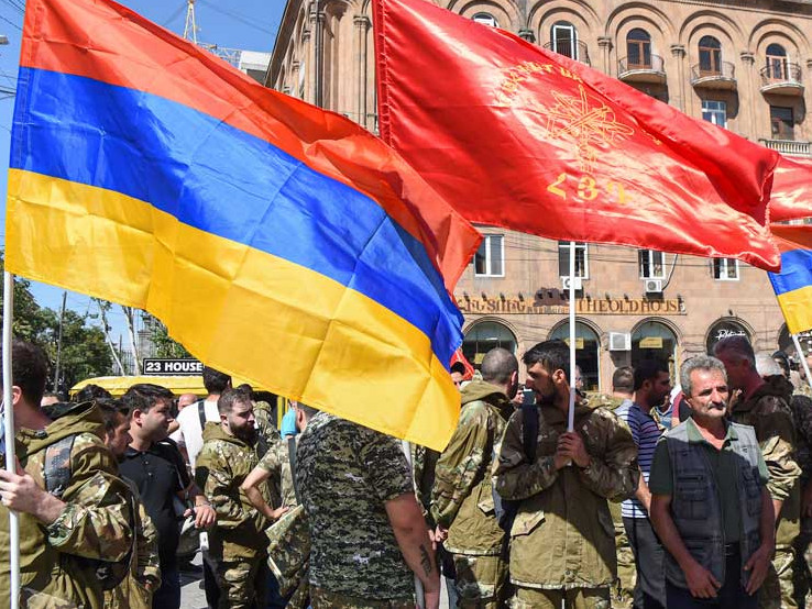 Αρμενία: «Εκρηκτική» η κατάσταση με το Αζερμπαϊτζάν