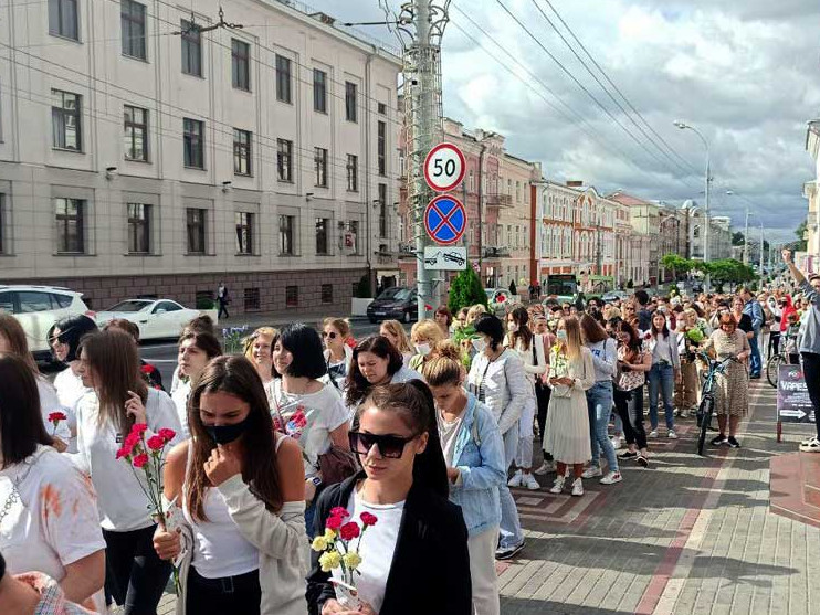 Λευκορωσία: Τρίτη μέρα διαδηλώσεων με χιλιάδες συλλήψεις