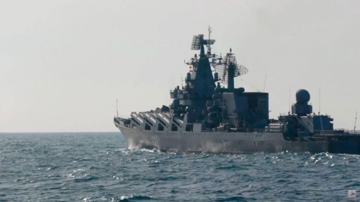 Εικόνα του άρθρου Εκρήξεις στο Κίεβο, βυθίσεις στη Μαύρη Θάλασσα