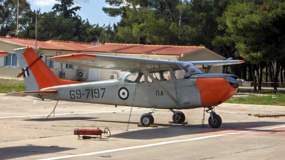 Αποσύρονται τα εκπαιδευτικά αεροσκάφη Cessna T-41D