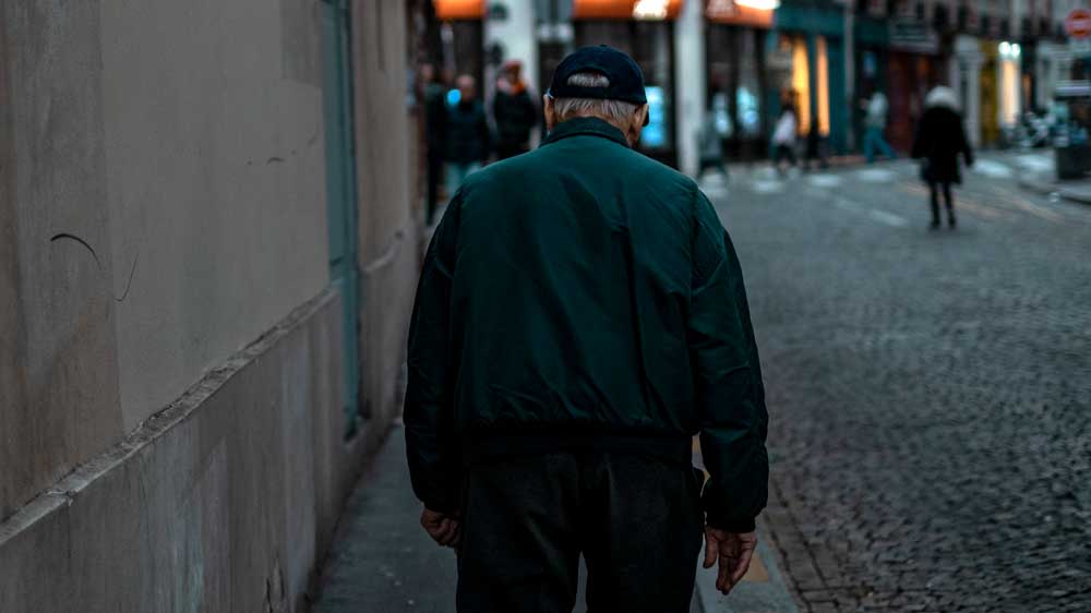 Οι ηλικιωμένοι, η μοναξιά και ο κίνδυνος άνοιας