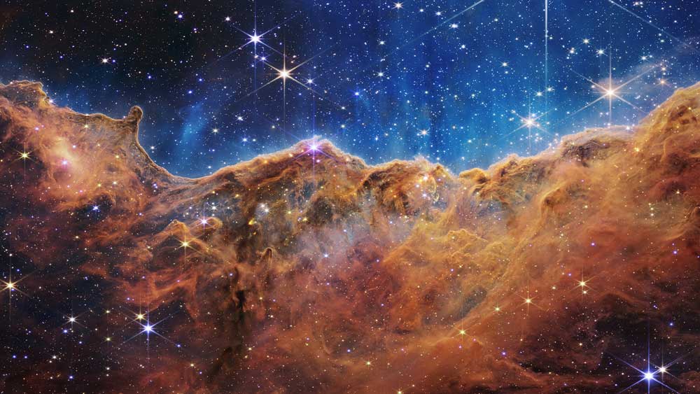Εικόνα του άρθρου NASA: Ο κύκλος ζωής των άστρων, ένας εξωπλανήτης και μια συστάδα γαλαξιών