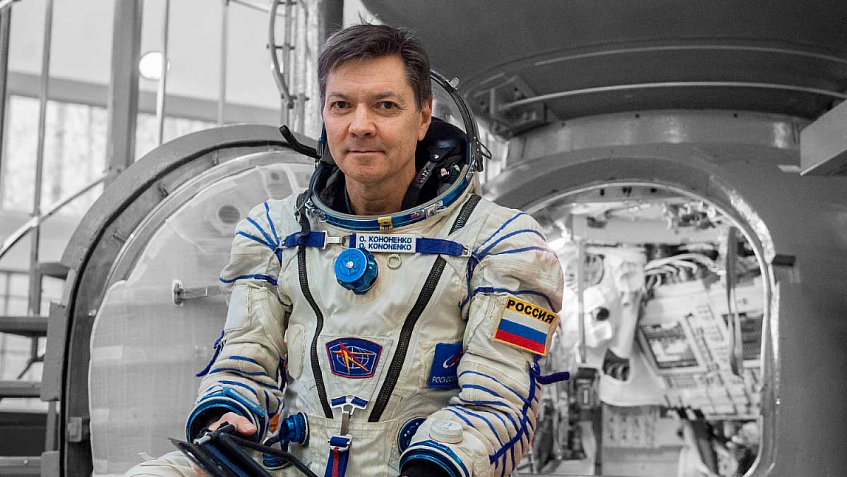 Ρώσος κοσμοναύτης σπάει το ρεκόρ παραμονής στο διάστημα
