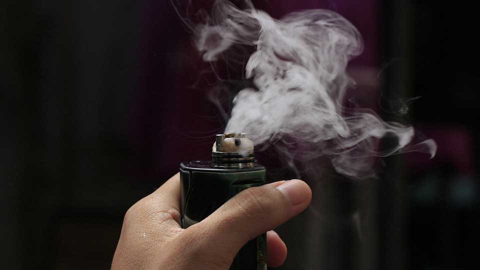 Εικόνα του άρθρου Νέες επιβαρυντικές μελέτες για το ηλεκτρονικό τσιγάρο