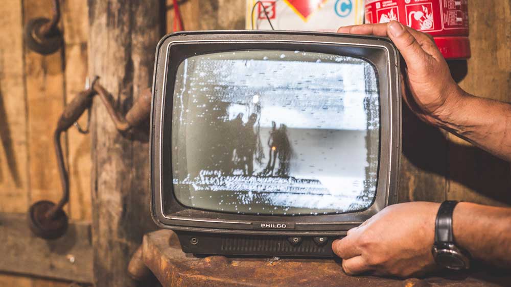 Πώς συνδέεται η τηλεόραση με την υγεία του νου