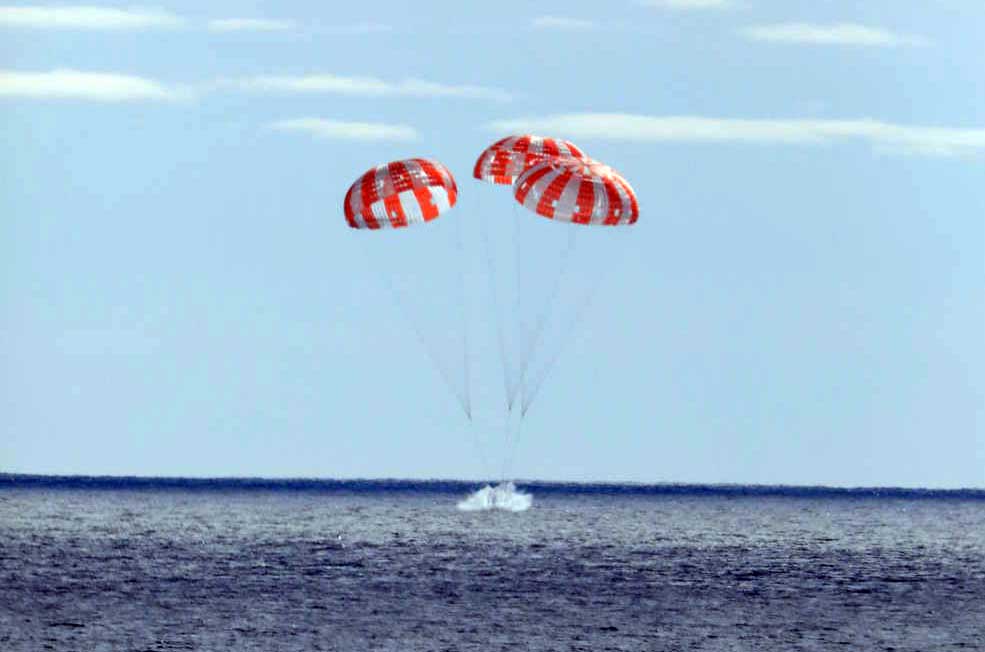 Nasa: Το διαστημόπλοιο Orion επέστρεψε