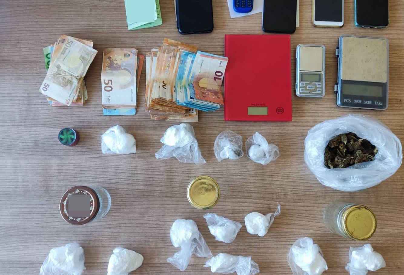 Δύο συλλήψεις για κοκαΐνη στα Γιάννενα