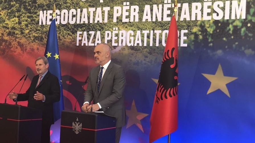 Εικόνα του άρθρου Εκκίνηση διαδικασίας για την ένταξη Αλβανίας και πΓΔΜ στην ΕΕ