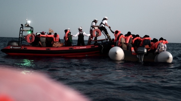 Ανάθεμα στην Ευρώπη για τους νεκρούς μετανάστες