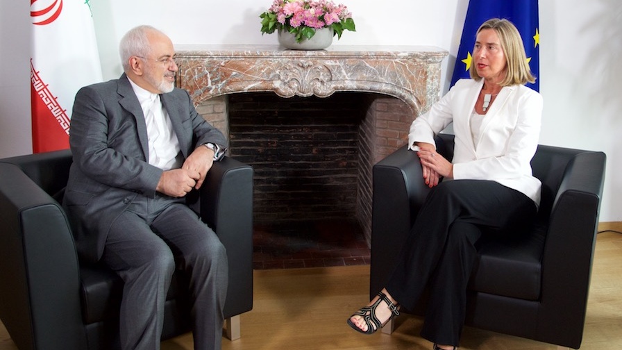 Στις Βρυξέλλες ο Ιρανός ΥΠΕΞ για το πυρηνικό πρόγραμμα