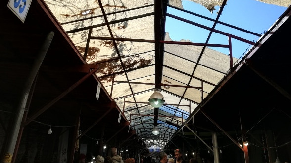 Μια οικογιορτή στη λαϊκή αγορά Αγίου Νικολάου Αγοράς