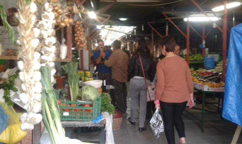 Οικογιορτή στη λαϊκή αγορά Αγίου Νικολάου Αγοράς