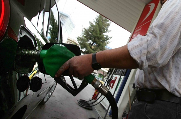 «Χωρίς ανησυχία» για τις τιμές στα καύσιμα