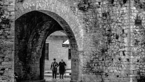 Εικόνα του άρθρου Πεζοπορική διαδρομή: Από την πύλη του Κάστρου μέχρι το Τζαμί Καλούτσιανης