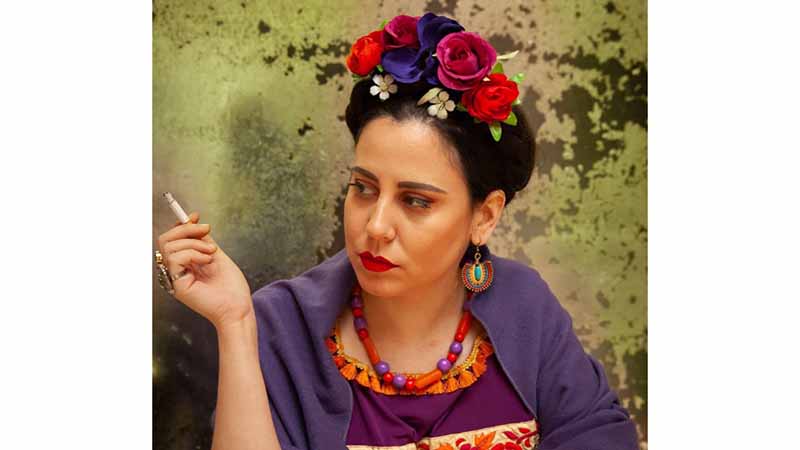 Εικόνα του άρθρου «Frida Kahlo, με σπασμένα φτερά»: δύο παραστάσεις